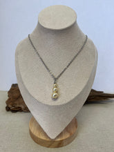 Load image into Gallery viewer, Triple Pearl Drop Pendant