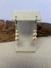Load image into Gallery viewer, Triple Pearl Drop Earrings