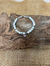Load image into Gallery viewer, Small Beaded Bracelet with Charm