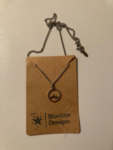 Load image into Gallery viewer, Mountain Necklace